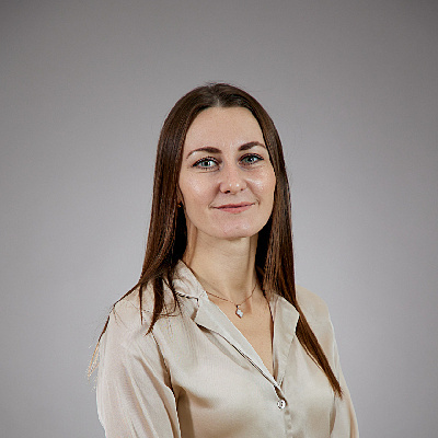 Пані Олена фото